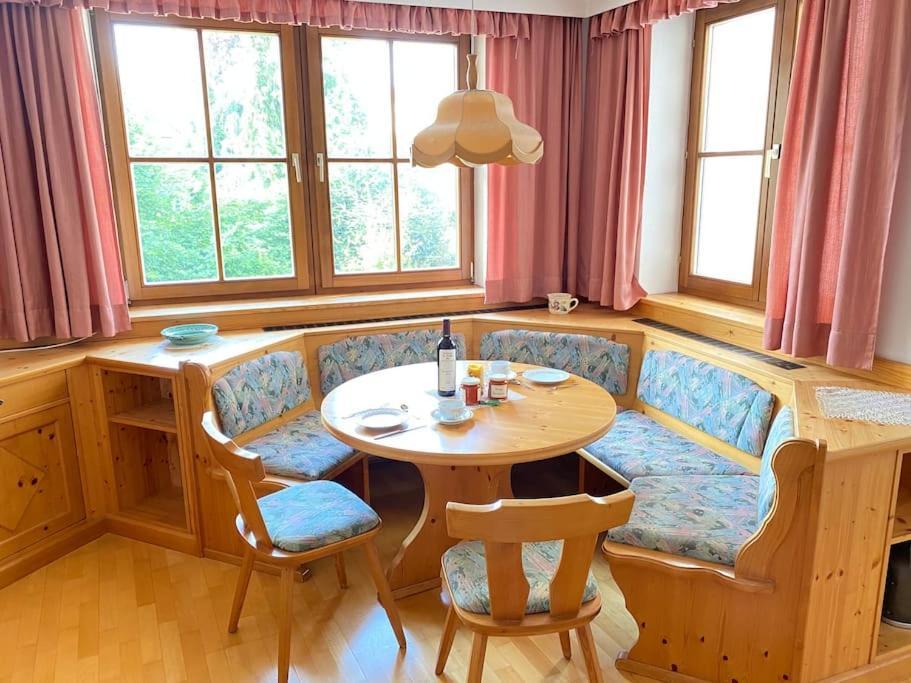 Zentrale Wohnung Gmunden Alte Baeckerei Exterior foto