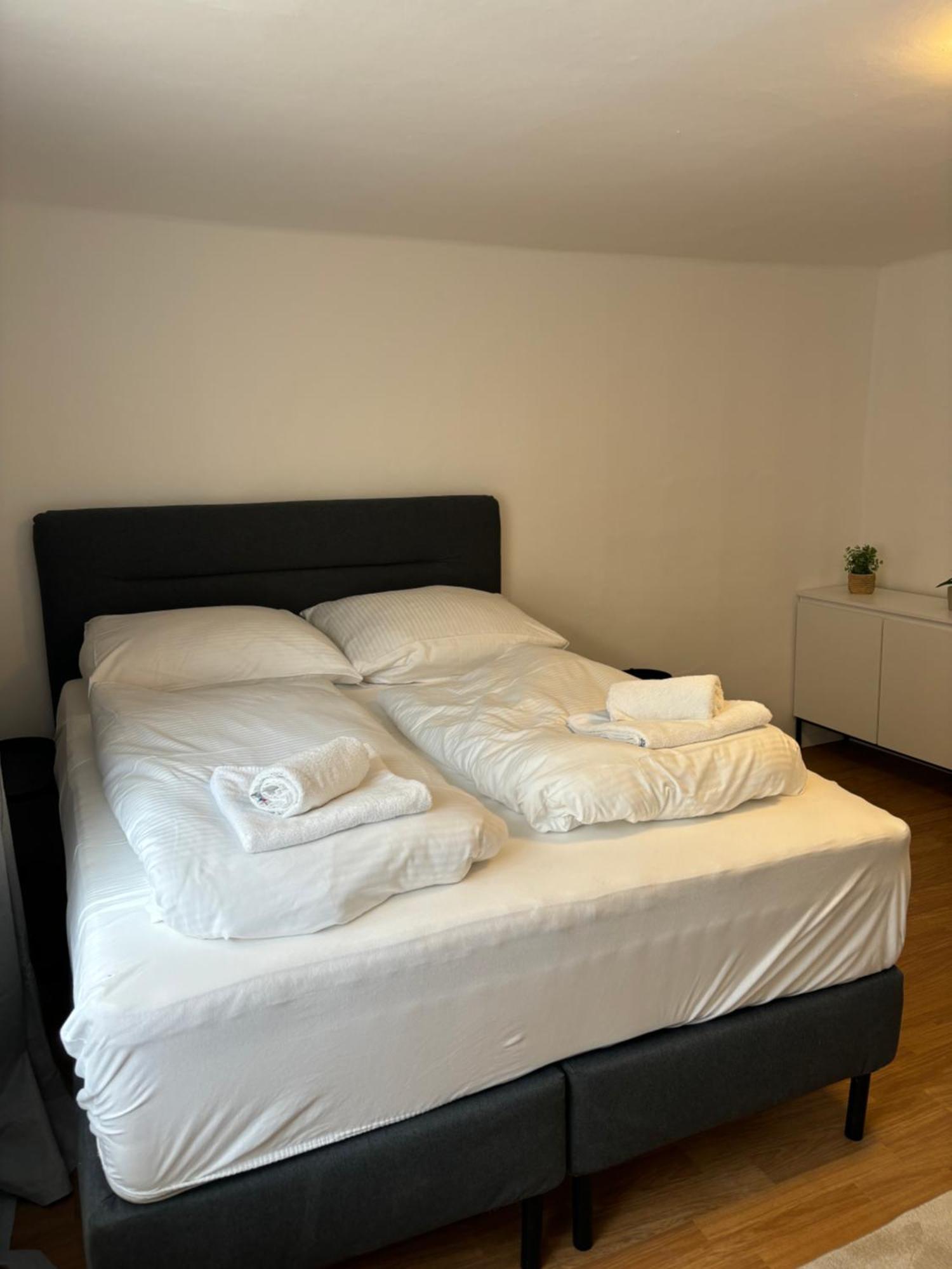 Zentrale Wohnung Gmunden Alte Baeckerei Exterior foto